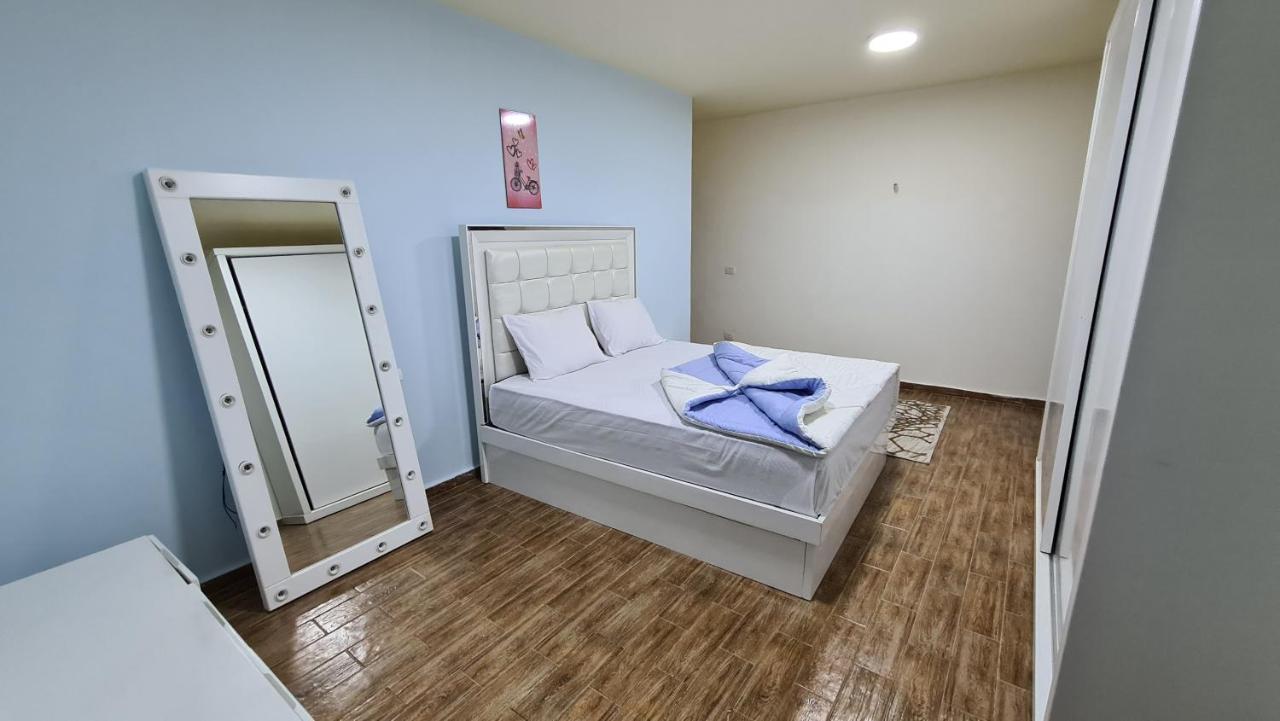 شقة Midpoint Sea View - Families Only الإسكندرية المظهر الخارجي الصورة