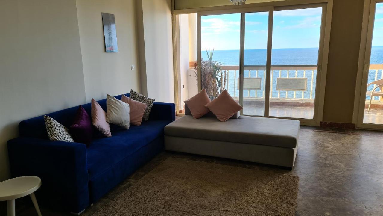شقة Midpoint Sea View - Families Only الإسكندرية المظهر الخارجي الصورة