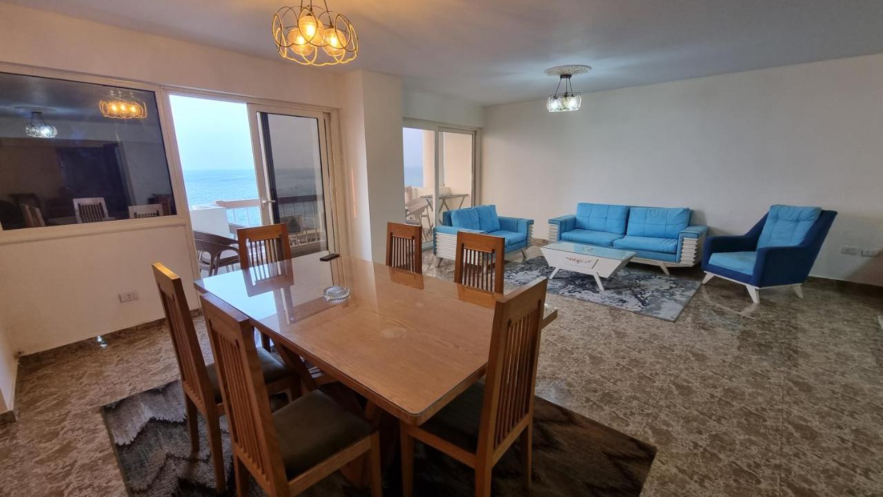 شقة Midpoint Sea View - Families Only الإسكندرية المظهر الخارجي الصورة