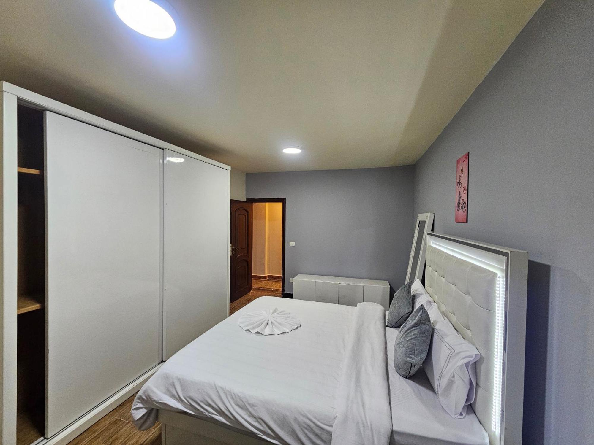 شقة Midpoint Sea View - Families Only الإسكندرية المظهر الخارجي الصورة